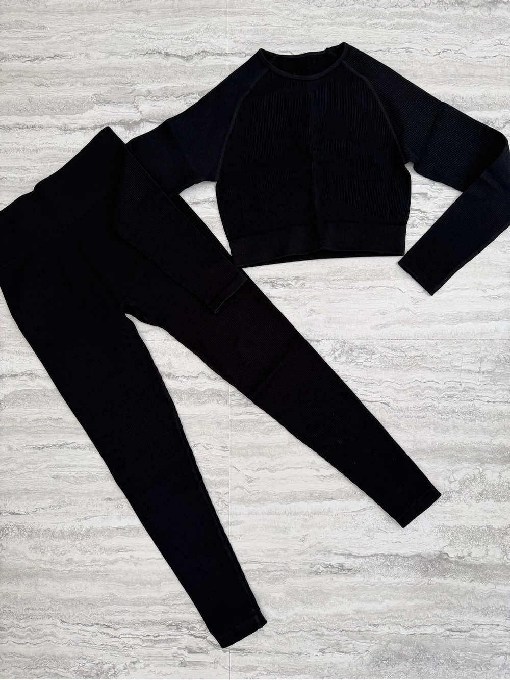 QINSEN Cropped Ribbed Lounge Set - Picture 3 of 4